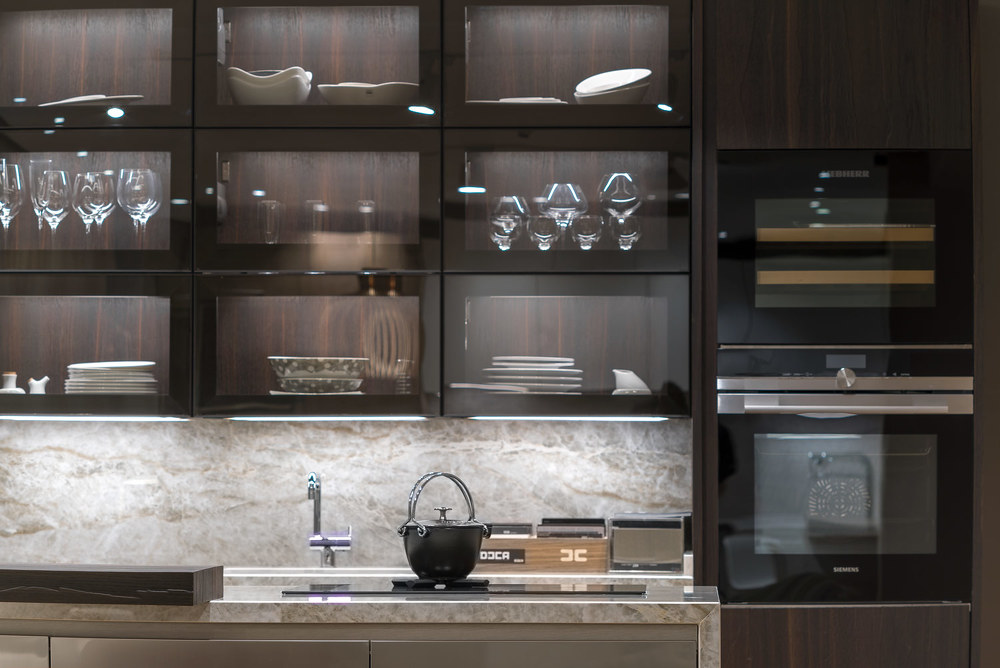 cocina con cristaleras exposicion urbana