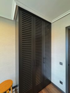 ARMARIO CON ABERTURAS CUARTO INFANTIL