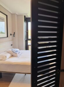 DETALLE ARMARIO CON ABERTURAS